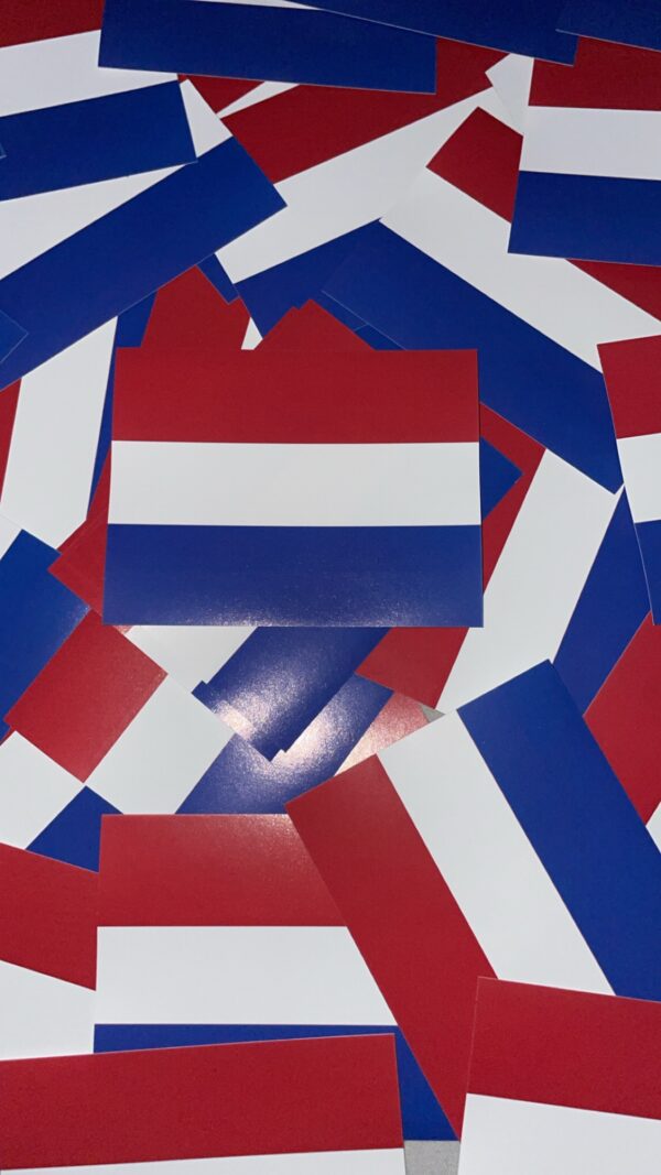cjykmlnuyxbjagf0lzezljgxljauntqgkglqag9uztezldi7iglpuyaxoc42lji7igd6axapiai-11 Nederlandse vlag sticker